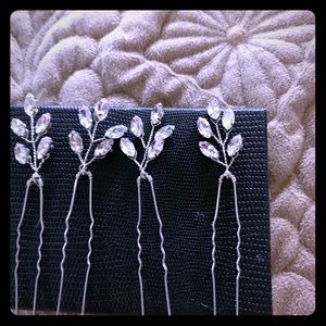 Crystal hair pins